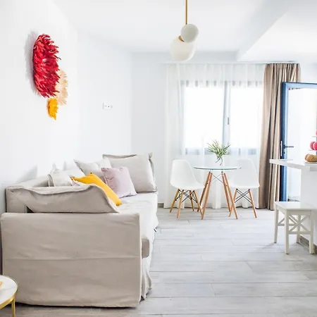 Studio Lirio Seaview By Holidays *